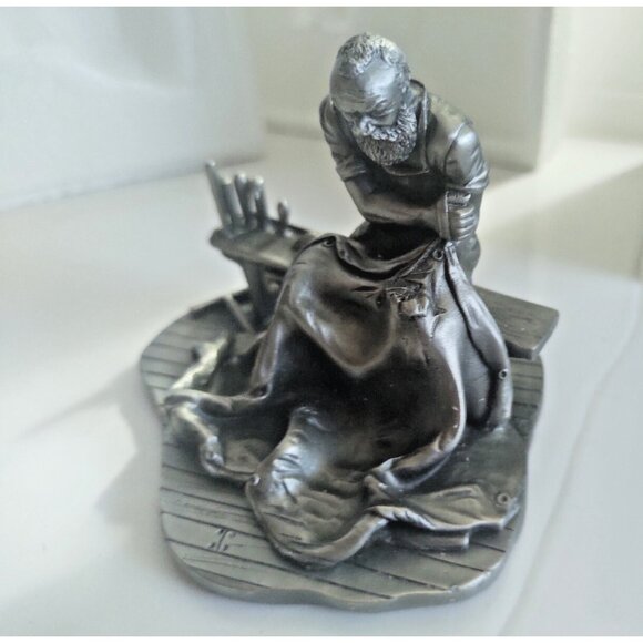 Franklin Mint People of Canada Series "Sailmaker" pewter Figurine Original Box - Picture 5 of 15
